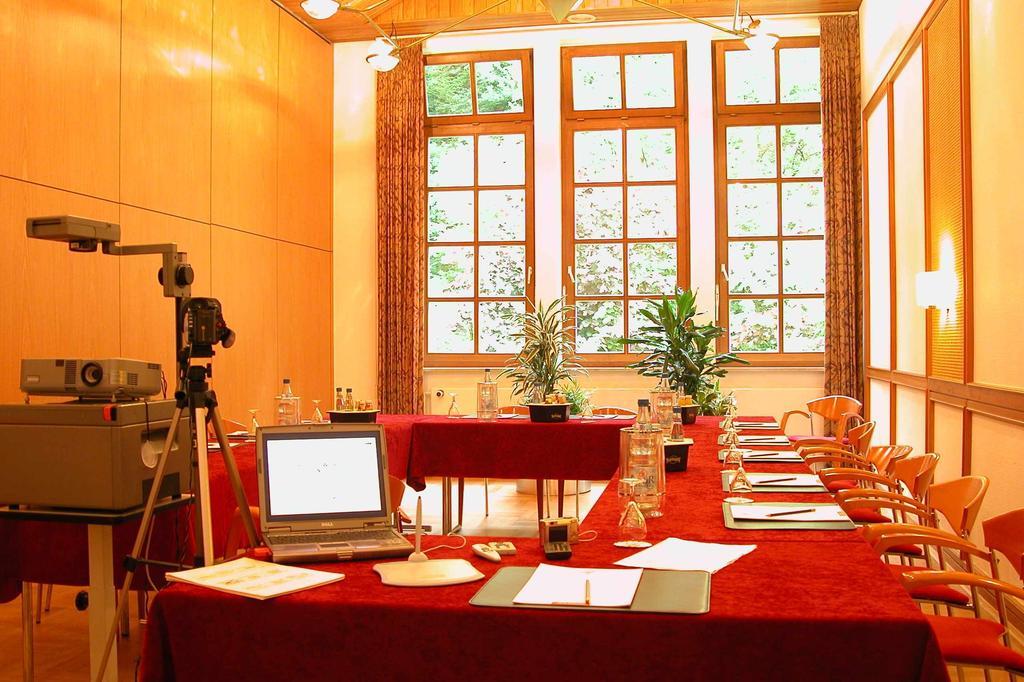 Ringhotel Der Waldkater Rinteln Einrichtungen foto